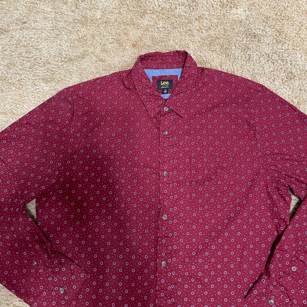 Lee regular fit burgundy shirt size extra large